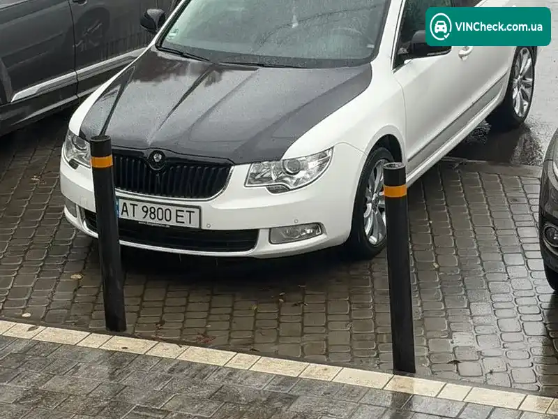 Skoda Superb 2011, фото з оголошення 1 з 20, VIN TMBJE73T7C9030262