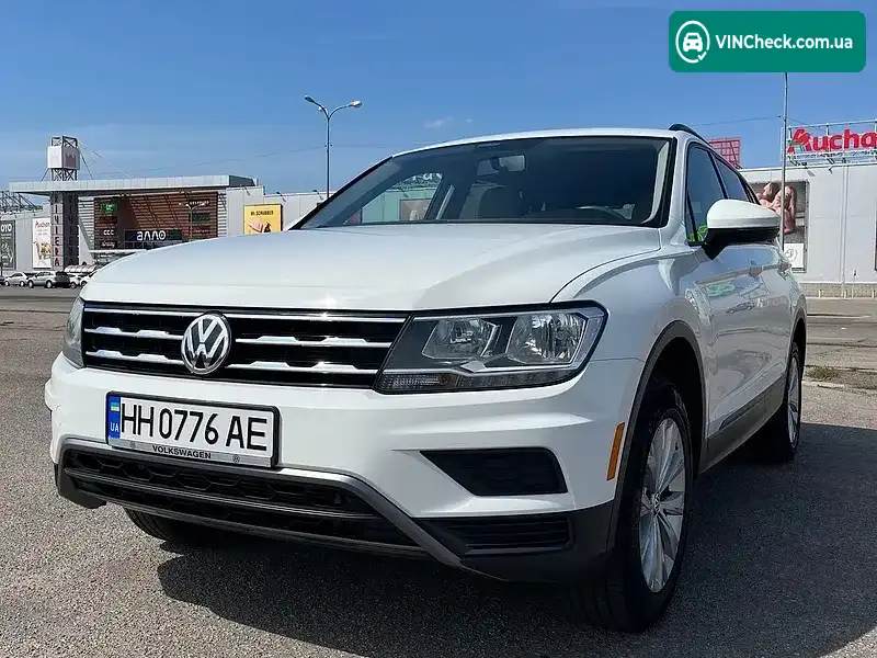 Volkswagen Tiguan 2020, фото з оголошення 1 з 20, VIN 3VV1B7AX4LM099332