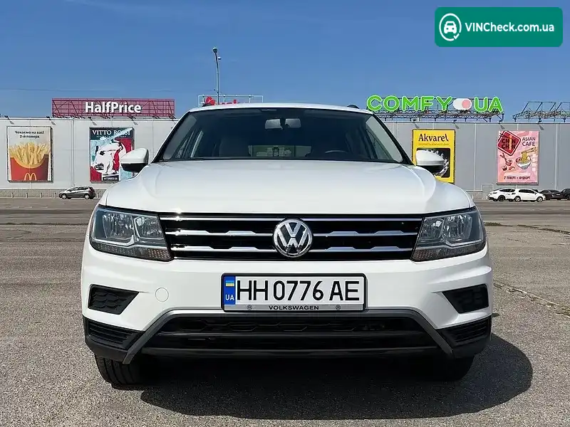 Volkswagen Tiguan 2020, фото з оголошення 2 з 20, VIN 3VV1B7AX4LM099332