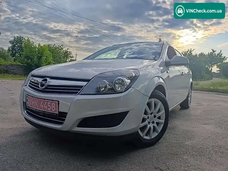 Opel Astra 2010, фото з оголошення 2 з 20, VIN W0L0AHL35A2112254