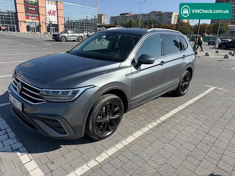 Volkswagen Tiguan 2022, фото з оголошення 2 з 16, VIN 3VV3B7AX7NM073612