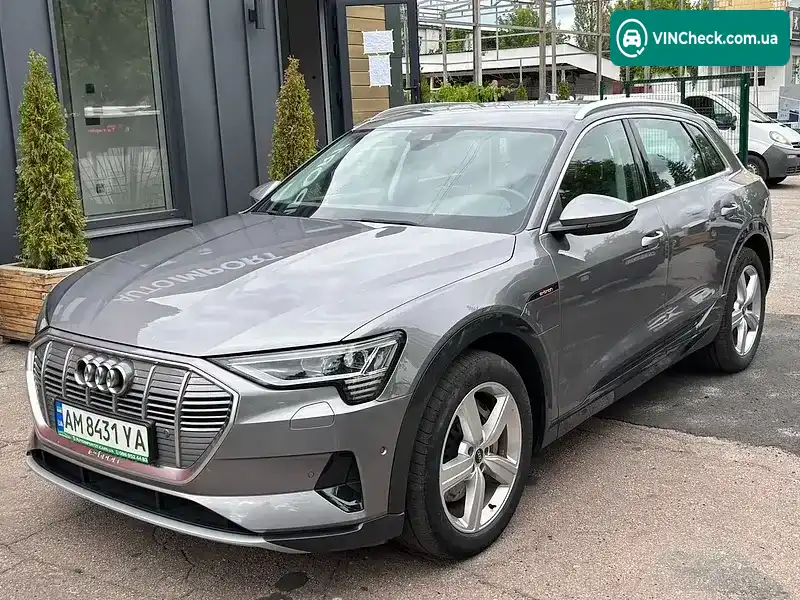 Audi e-tron 2020, фото з оголошення 2 з 20, VIN WAUZZZGE9MB014960