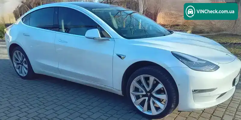 Tesla Model 3 2019, фото з оголошення 2 з 6, VIN 5YJ3E1EA7KF191040