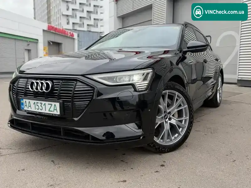 Audi e-tron 2019, фото з оголошення 2 з 18, VIN WAUZZZGE2LB013597