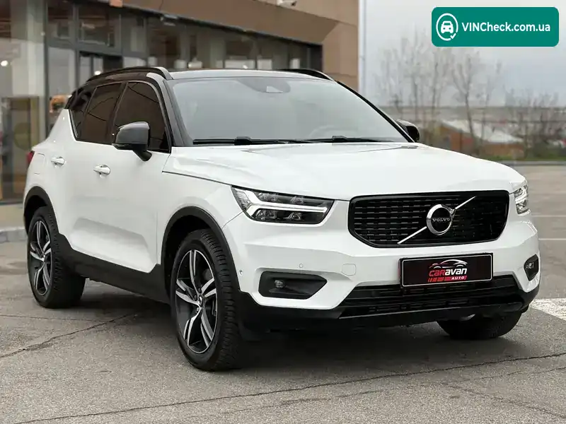 Volvo XC40 2019, фото з оголошення 1 з 21, VIN YV4AC2HM2K2108414