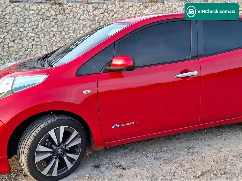 Nissan Leaf 2017, фото з оголошення 2 з 16, VIN SJNFAAZE0U6071058