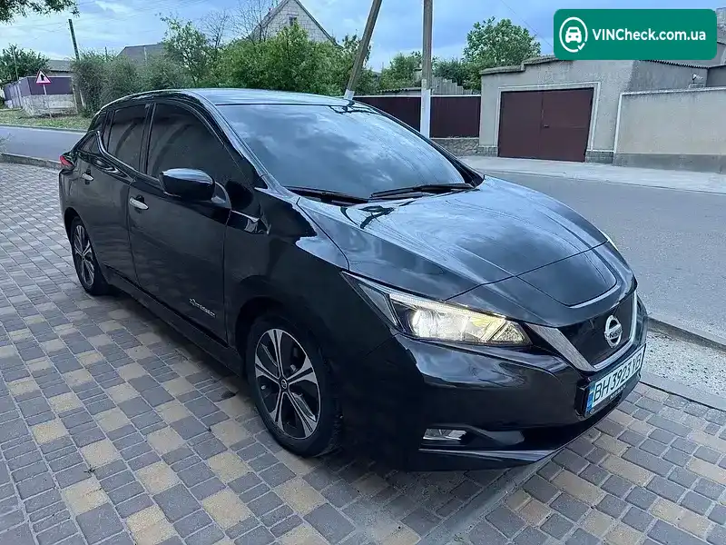 Nissan Leaf 2018, фото з оголошення 1 з 16, VIN SJNFAAZE1U0018254