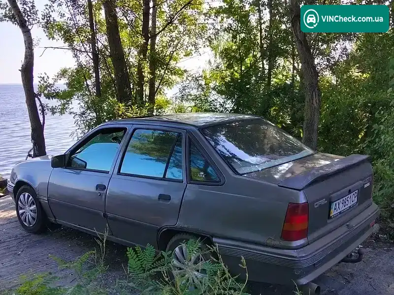 Opel Kadett 1987, фото з оголошення 2 з 6, VIN W0L000049H5250232