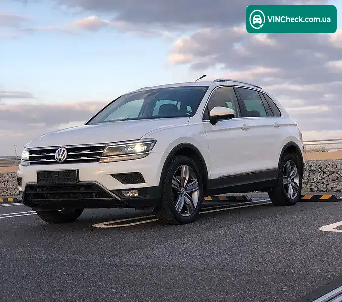 Volkswagen Tiguan 2017, фото з оголошення 1 з 20, VIN WVGZZZ5NZJW844374