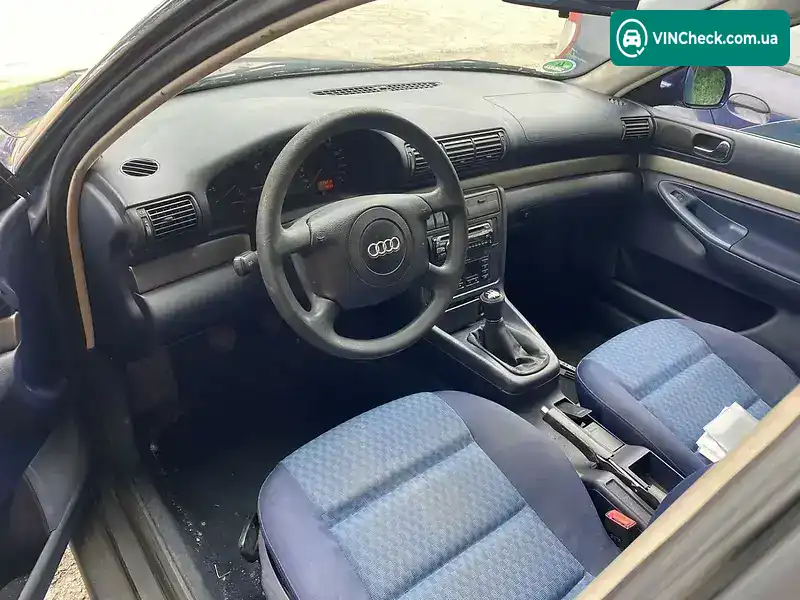 Audi A4 1998, фото з оголошення 1 з 11, VIN WAUZZZ8DZXA021458