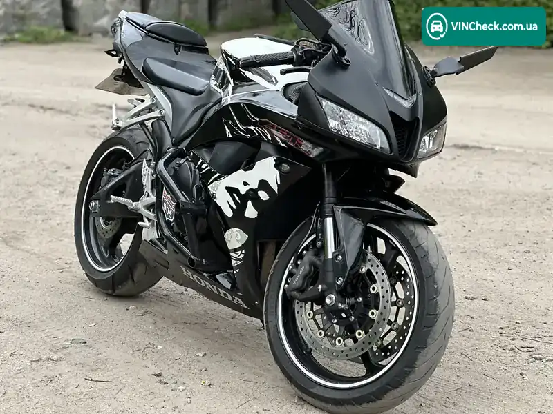 Honda CBR 600F 2011, фото з оголошення 2 з 5, VIN JH2PC40C9AK301449