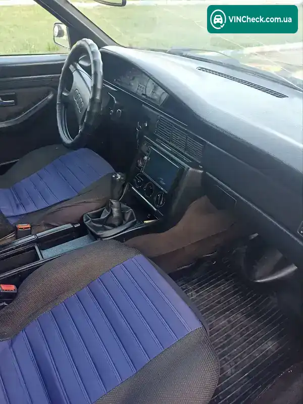 Audi 100 1990, фото з оголошення 1 з 13, VIN WAUZZZ44ZLN025279