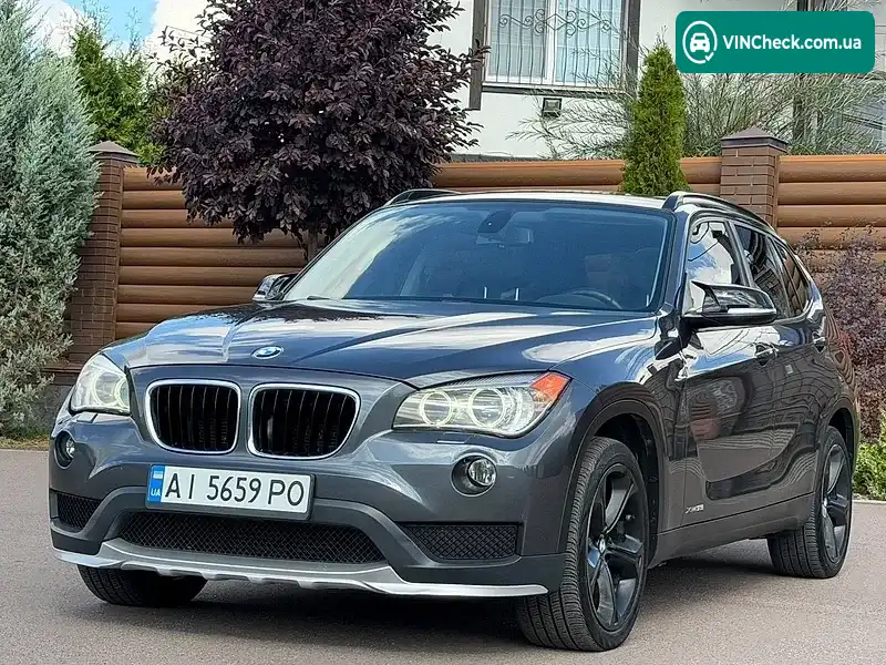 BMW X1 2014, фото з оголошення 2 з 20, VIN WBAVM5C55FVV93667