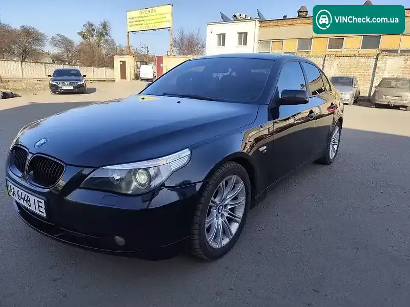 BMW 5 Series 2005, фото з оголошення 1 з 12, VIN WBANE31090B950379