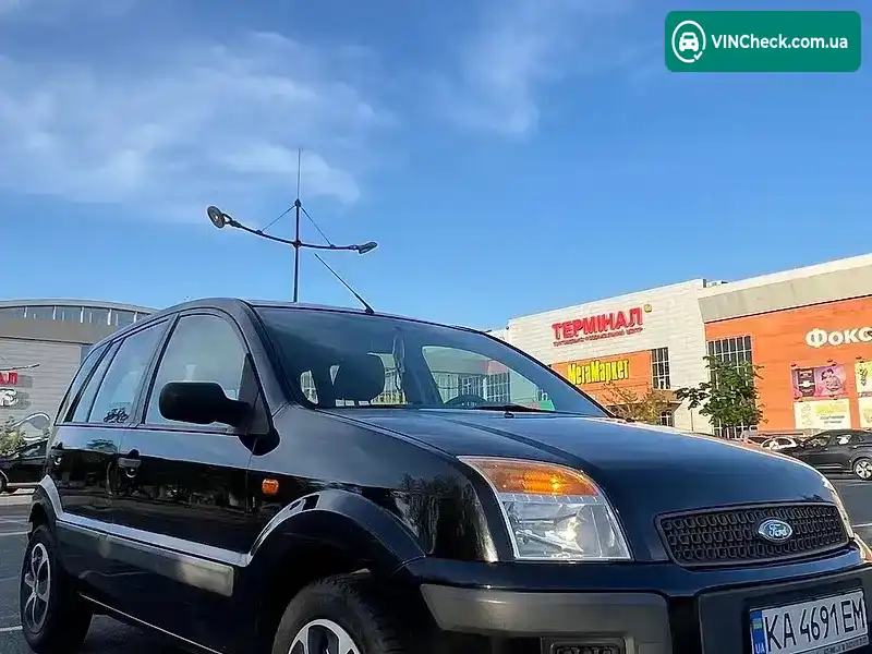 Ford Fusion 2009, фото з оголошення 2 з 21, VIN WF0UXXGAJU9P19930