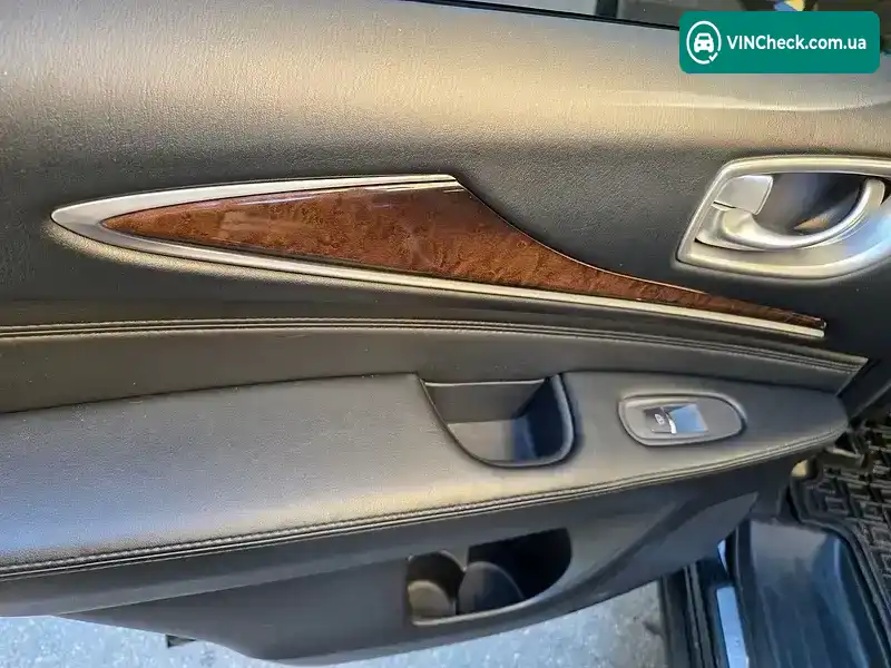 Infiniti JX35 2013, фото з оголошення 2 з 20, VIN 5N1AL0MM4DC334248