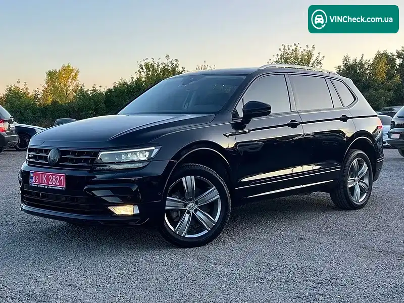 Volkswagen Tiguan 2021, фото з оголошення 2 з 20, VIN 3VV2B7AX7MM008060