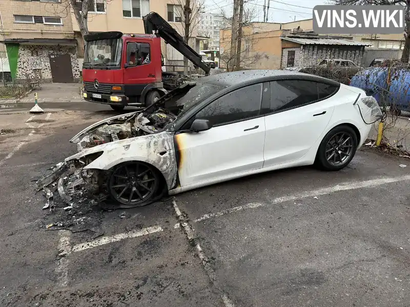 Tesla Model 3 2020, фото з оголошення 2 з 5, VIN 5YJ3E1EB2MF849603