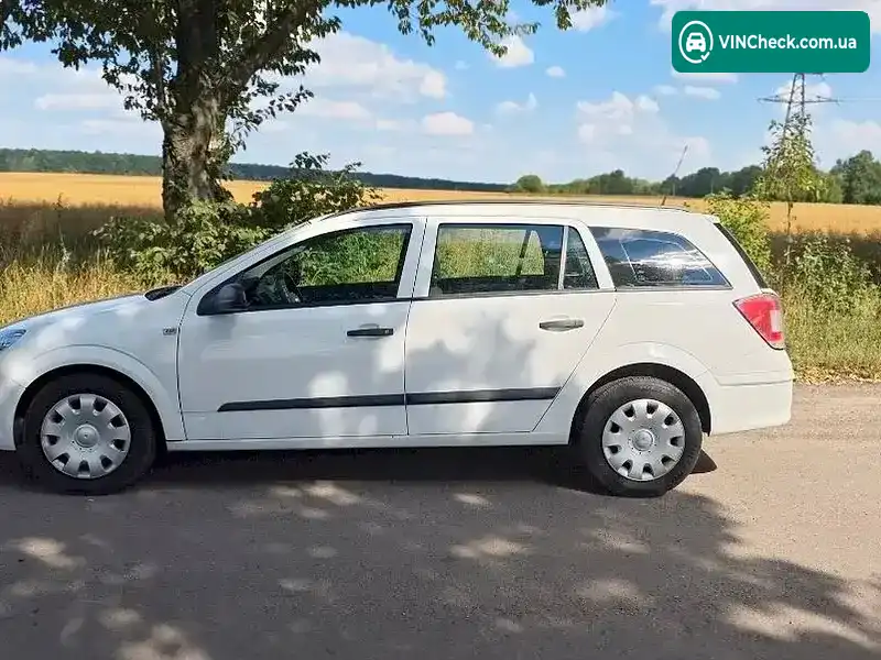 Opel Astra 2009, фото з оголошення 1 з 9, VIN W0L0AHL3592067775