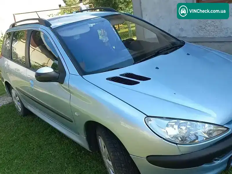 Peugeot 206 2003, фото з оголошення 2 з 9, VIN VF32E8HXF43393316