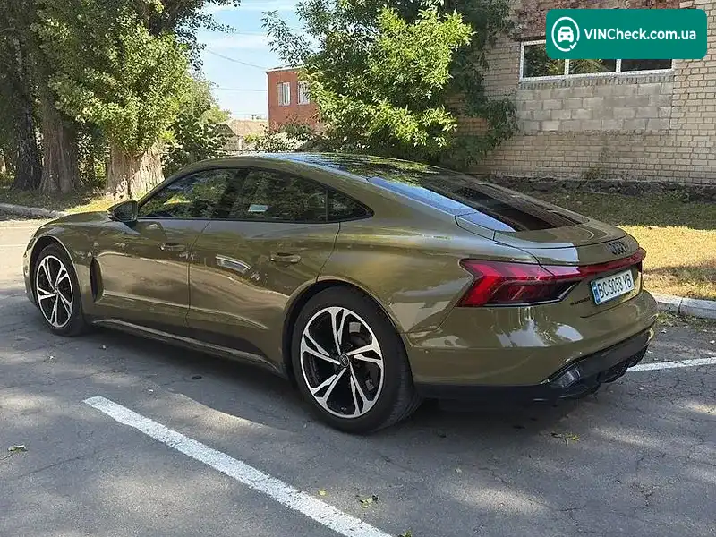 Audi e-tron GT 2022, фото з оголошення 1 з 20, VIN WAUDJBFW7N7009179