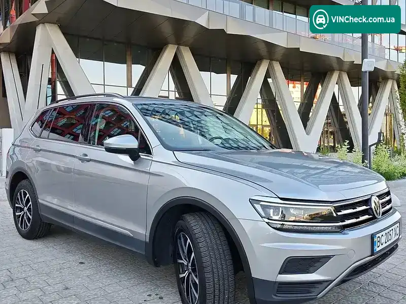Volkswagen Tiguan 2020, фото з оголошення 1 з 20, VIN 3VV2B7AX4MM057331