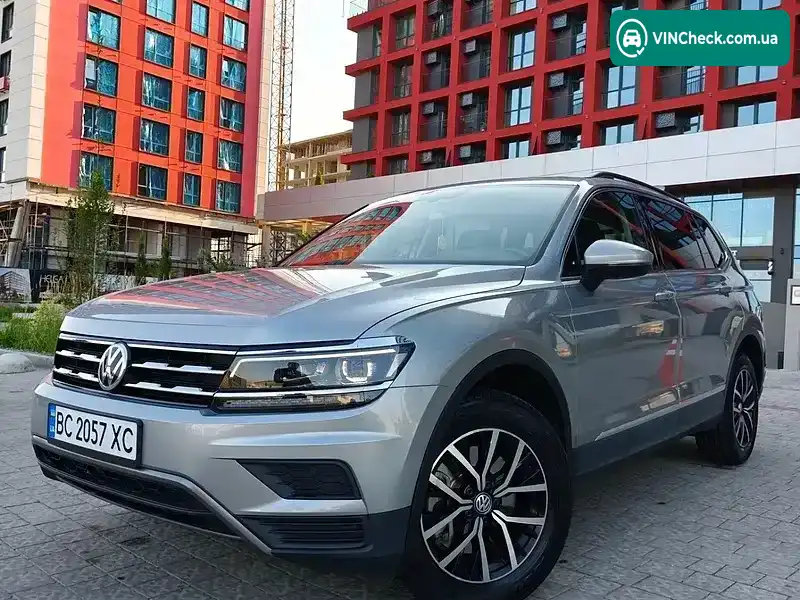 Volkswagen Tiguan 2020, фото з оголошення 2 з 20, VIN 3VV2B7AX4MM057331