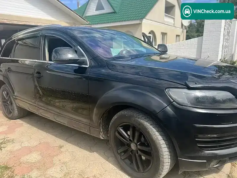 Audi Q7 2006, фото з оголошення 2 з 10, VIN WAUZZZ4L97D038039