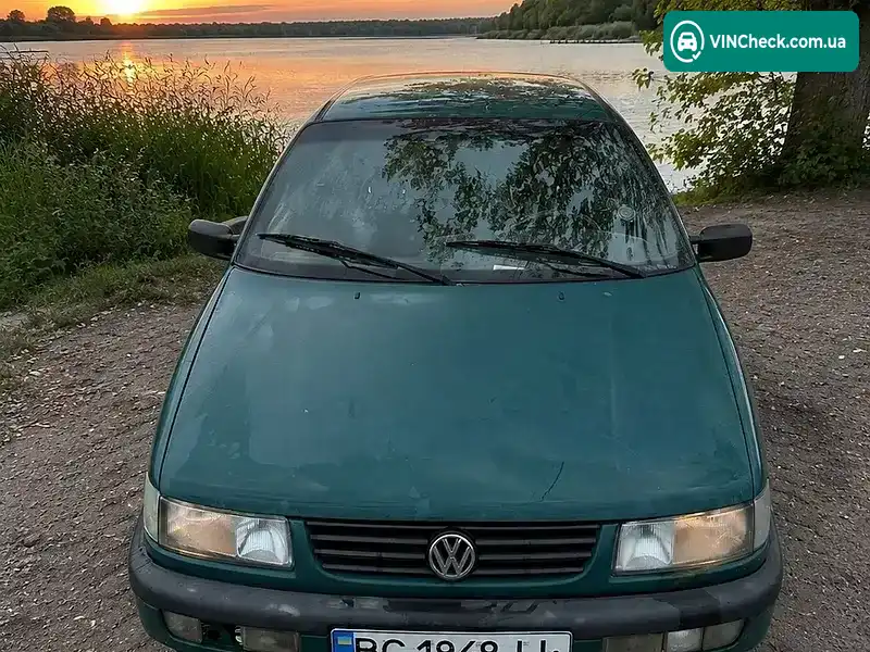 Volkswagen Passat 1996, фото з оголошення 2 з 13, VIN WVWZZZ3AZTE090905