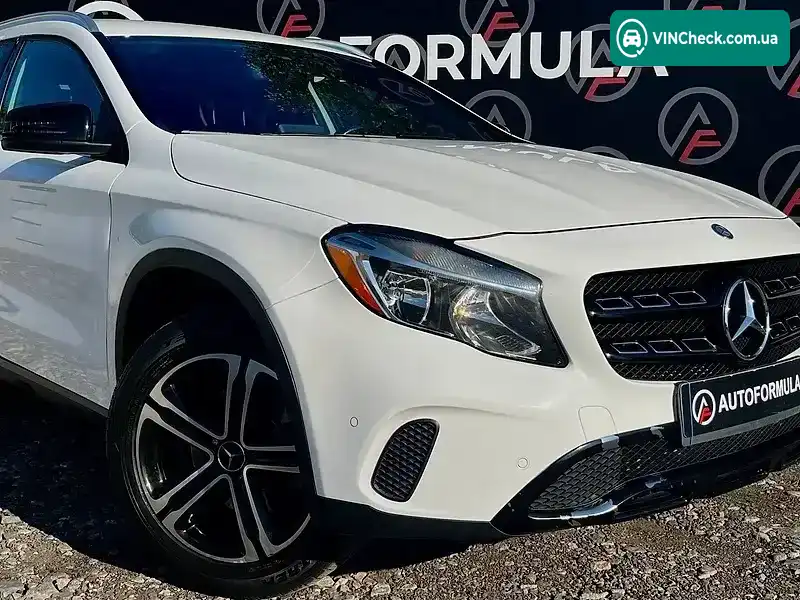 Mercedes-Benz GLA-Class 2019, фото з оголошення 2 з 20, VIN WDCTG4EB4KJ620481