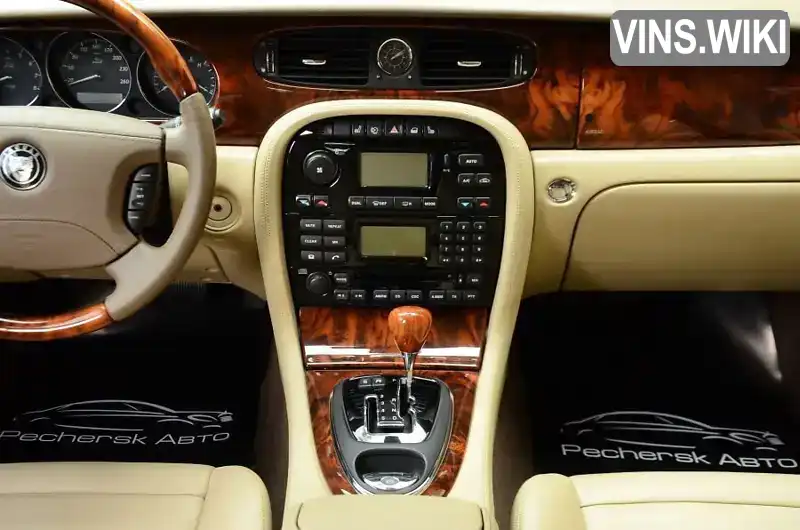 Jaguar XJ 2006, фото з оголошення 2 з 10, VIN SAJAA79P56SH01967