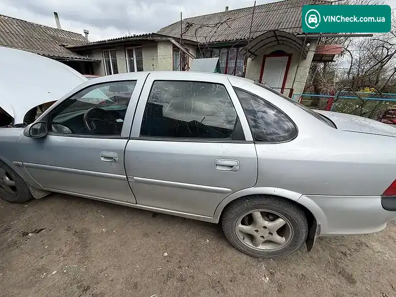 Opel Vectra 1998, фото з оголошення 2 з 6, VIN W0L0JBF19W1324178