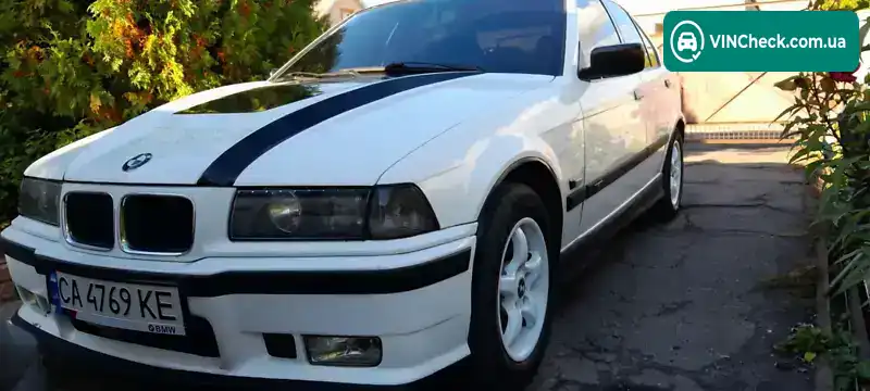 BMW 3 Series 1996, фото з оголошення 1 з 11, VIN WBACC31050EN28539