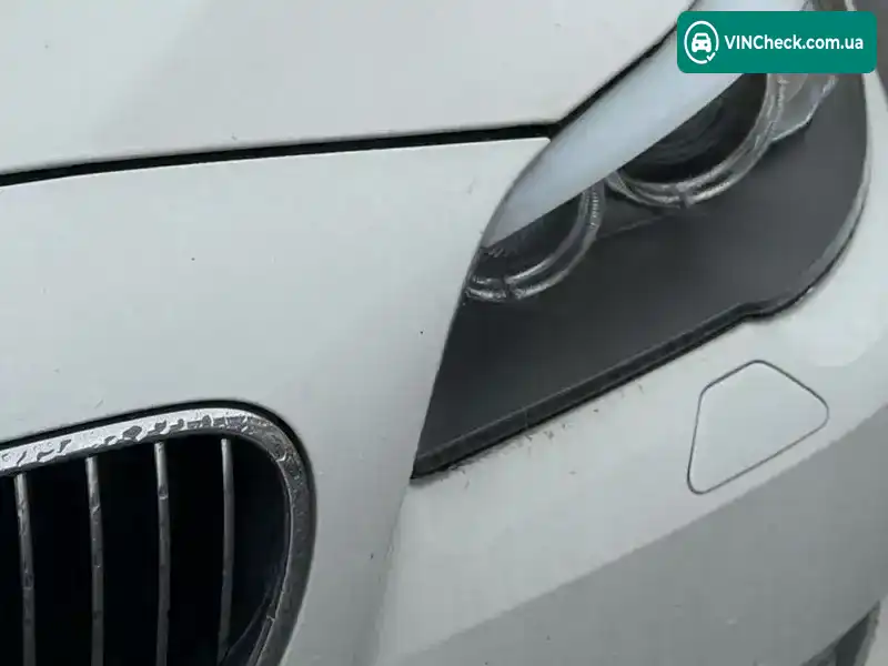 BMW M5 2012, фото з оголошення 2 з 15, VIN WBAFR7C56DC817457