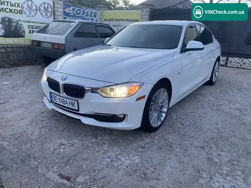 BMW 3 Series 2013, фото з оголошення 2 з 8, VIN WBA3A5C58CF258893