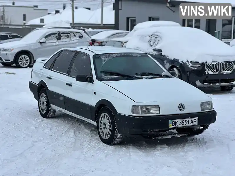 Volkswagen Passat 1989, фото з оголошення 1 з 9, VIN WVWZZZ31ZLB015349