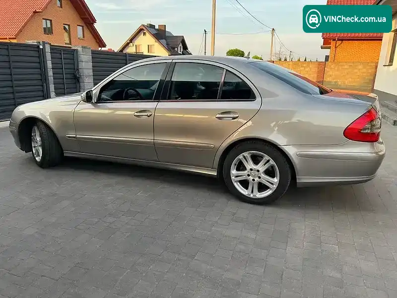 Mercedes-Benz E-Class 2006, фото з оголошення 2 з 21, VIN WDB2110081B087562