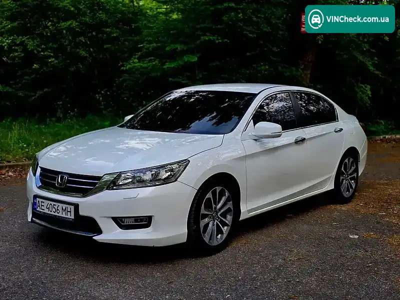 Honda Accord 2013, фото з оголошення 1 з 21, VIN 1HGCR2670DA704689