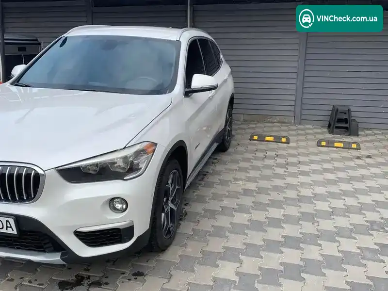 BMW X1 2016, фото з оголошення 2 з 18, VIN WBXHU7C37HP925323