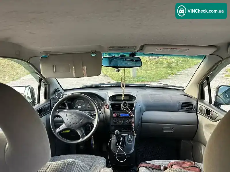 Mitsubishi Space Wagon 2002, фото з оголошення 2 з 20, VIN JMBLNN83W3Z000501