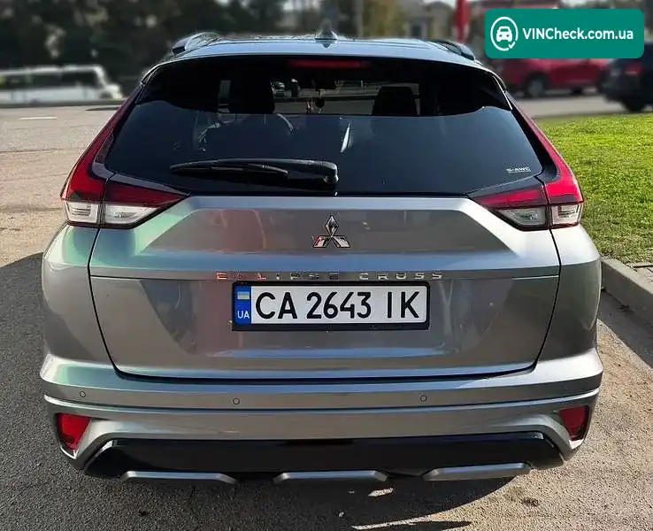 Mitsubishi Eclipse Cross 2021, фото з оголошення 2 з 11, VIN JMBXTGK1WMZ000819