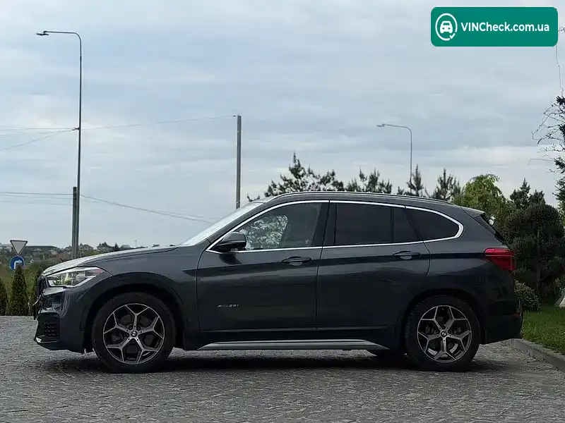 BMW X1 2016, фото з оголошення 2 з 21, VIN WBXHT3C31G5E55041