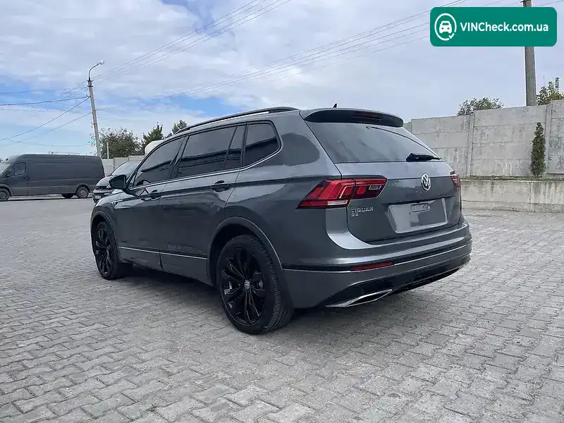 Volkswagen Tiguan 2020, фото з оголошення 2 з 15, VIN WVWZZZ1KZAM657065