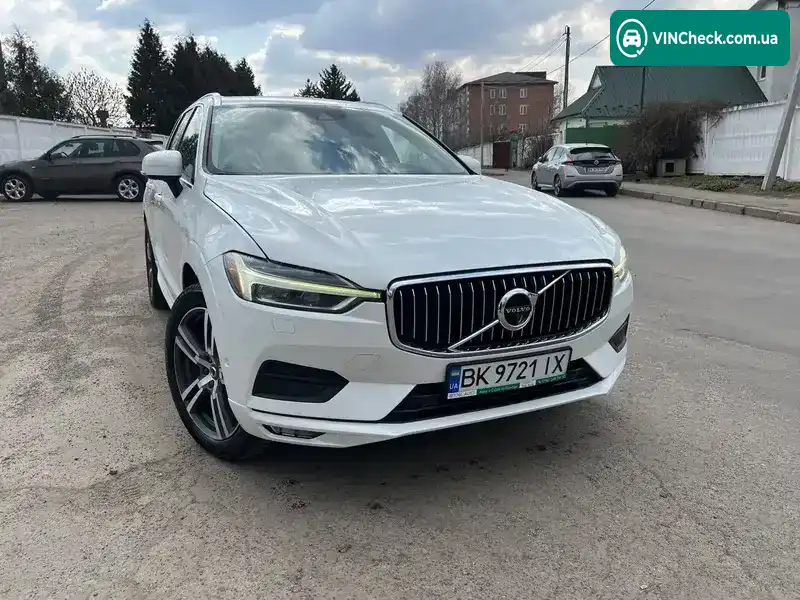 Volvo XC60 2018, фото з оголошення 1 з 19, VIN LYV102RK8JB074467