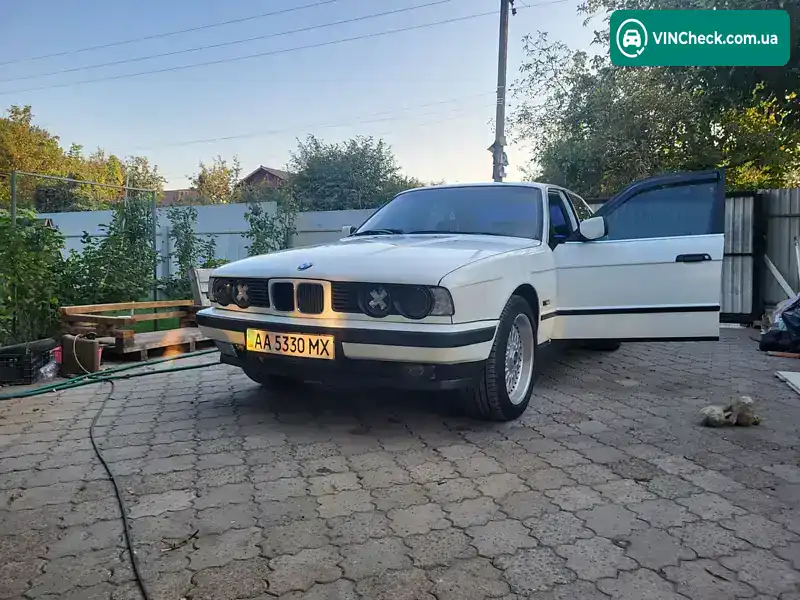 BMW 5 Series 1990, фото з оголошення 1 з 21, VIN WBAHB51040BD19723