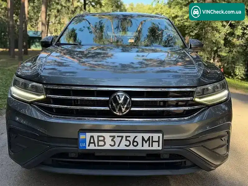 Volkswagen Tiguan 2021, фото з оголошення 2 з 18, VIN 3VV2B7AX4NM056780