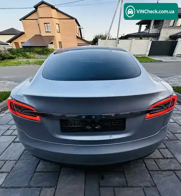 Tesla Model S 2013, фото з оголошення 2 з 18, VIN 5YJSA1ACXDFP10955