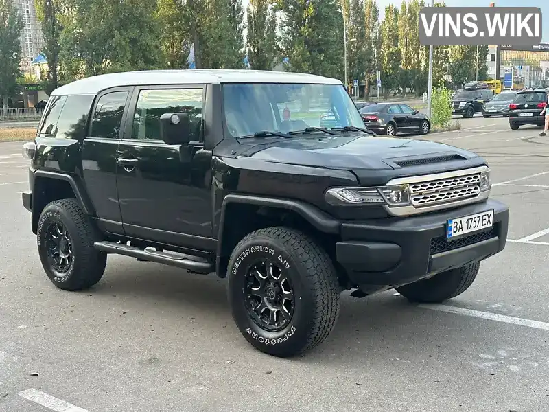 Toyota FJ Cruiser 2009, фото з оголошення 2 з 21, VIN JTEBU4BF9AK071172