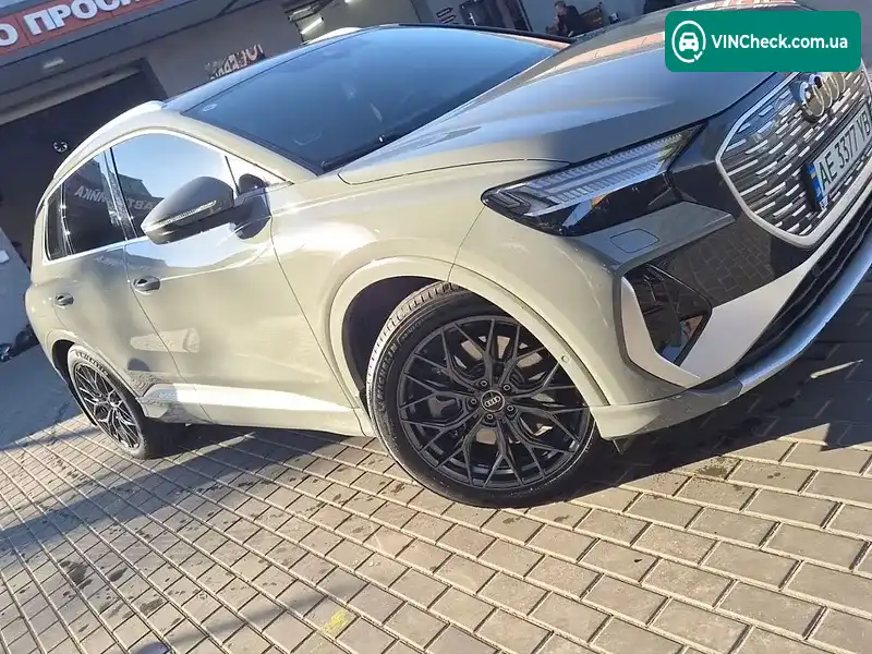 Audi Q4 e-tron 2023, фото з оголошення 2 з 20, VIN LFVVB9G32P5226714