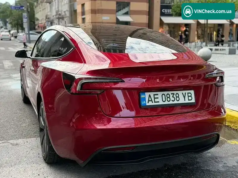 Tesla Model 3 2025, фото з оголошення 2 з 13, VIN 5YJ3E1EA3SF954090